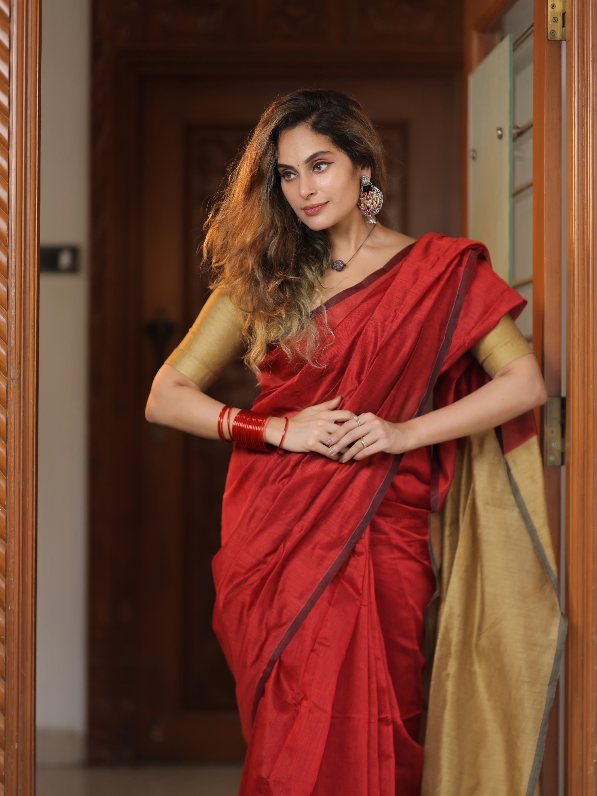 Rasika (Handwoven Cotton And Silk Weaving Saree + Unstitched Blouse Piece)