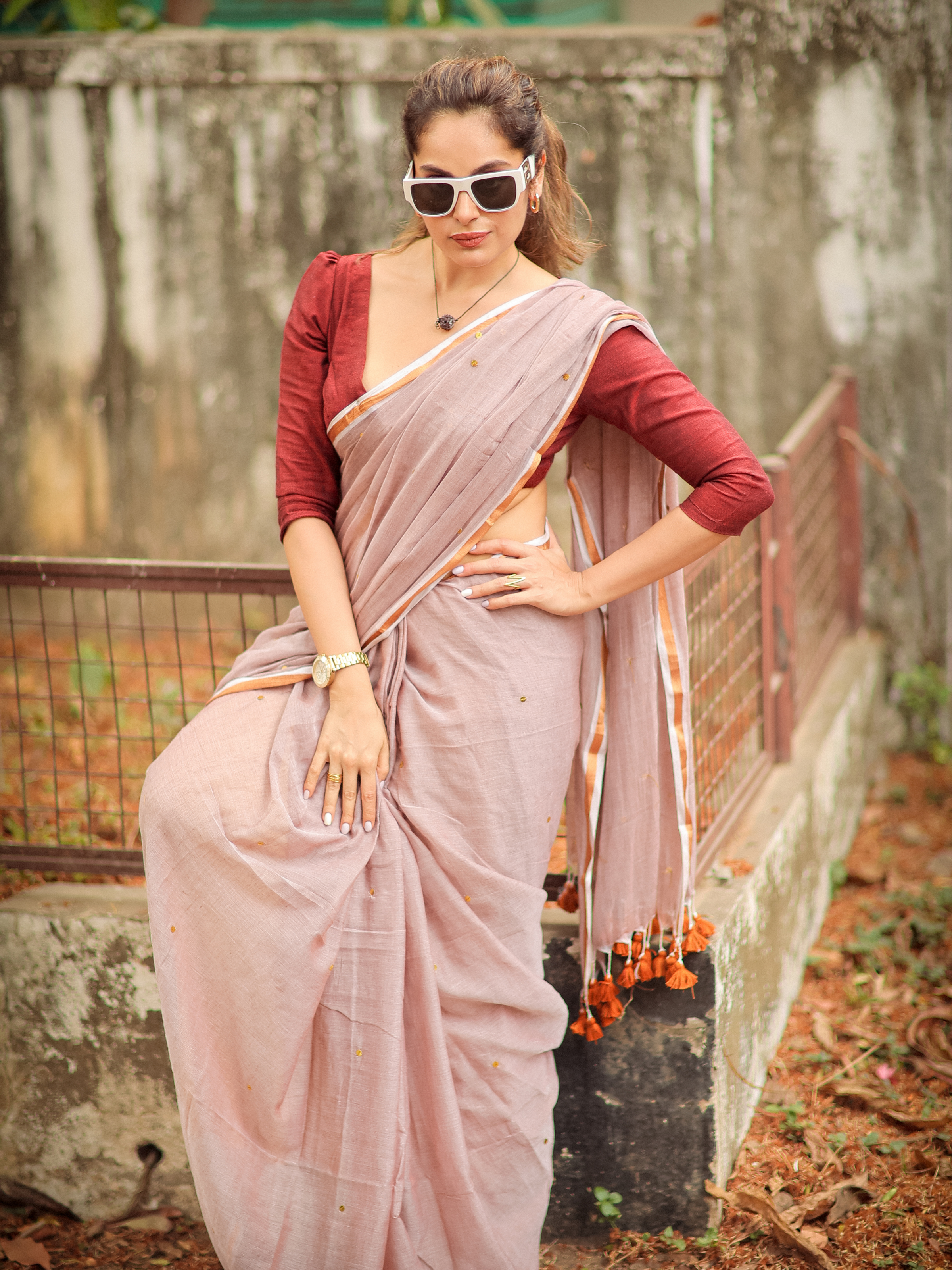 Sweet Sparrow (Pure Mul Cotton Saree)