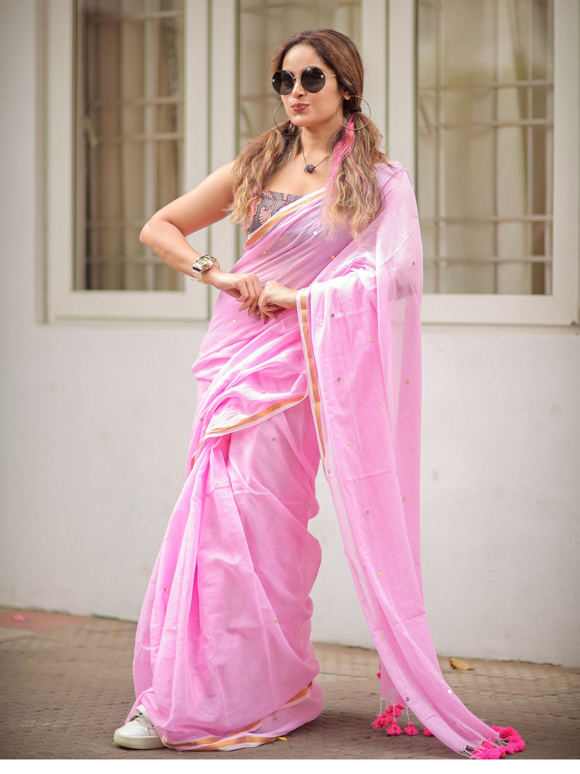 Swan's Grace (Pure Mul Cotton Saree)