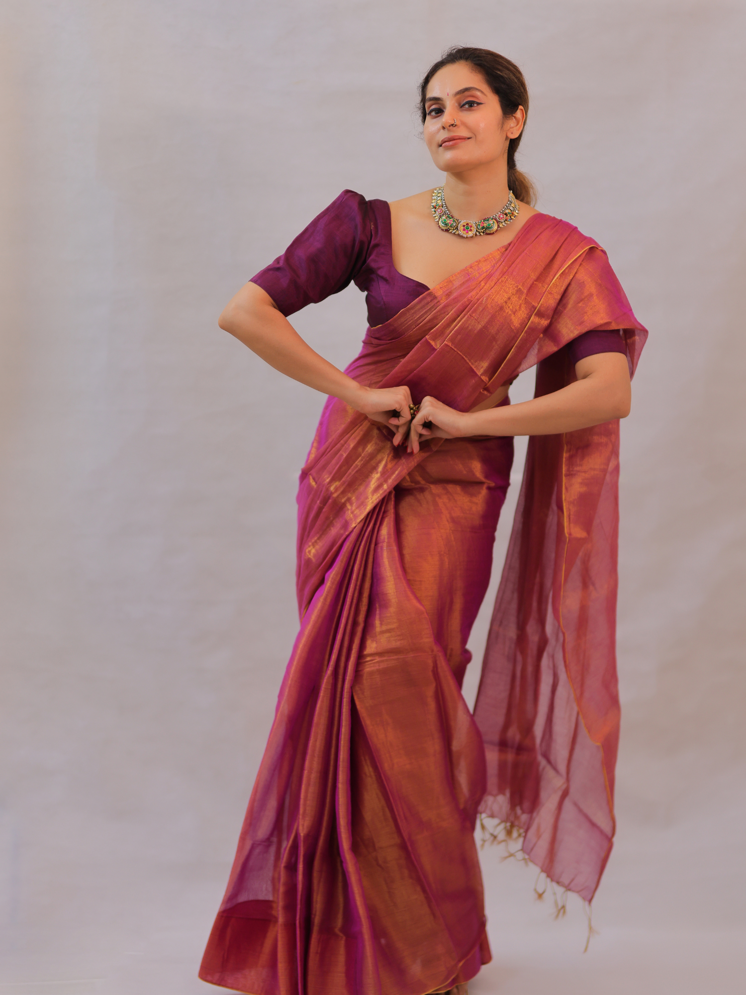 Swarna Tara (Tissue Mul Saree)