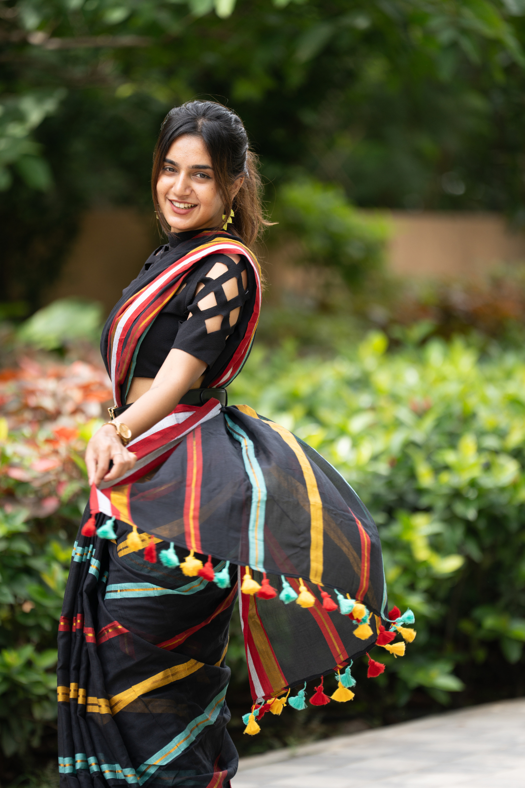 Midnight Riot (Mul Cotton Saree)