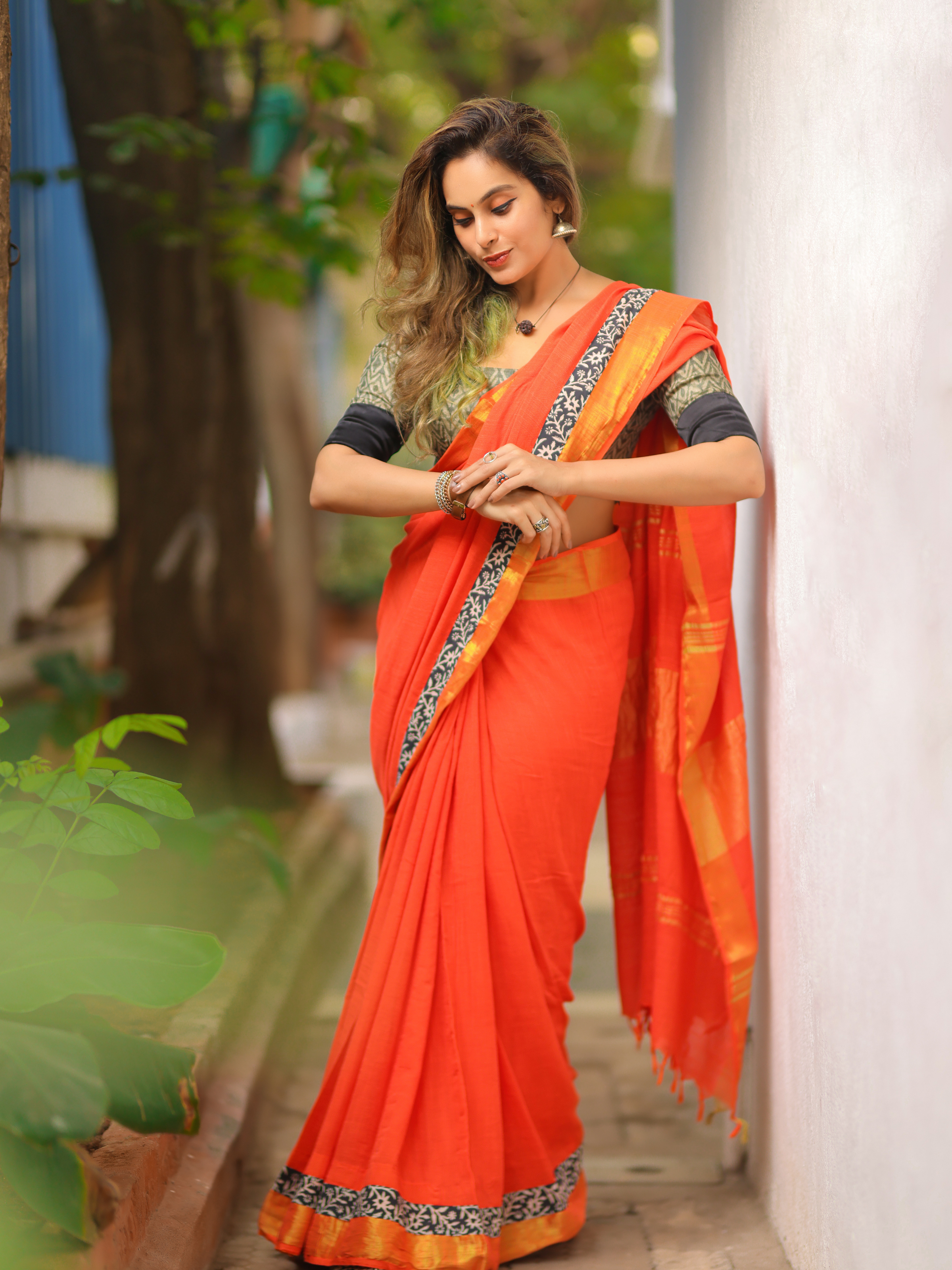 Kesar Kulfi (Saree + Unstitched Blouse Piece)