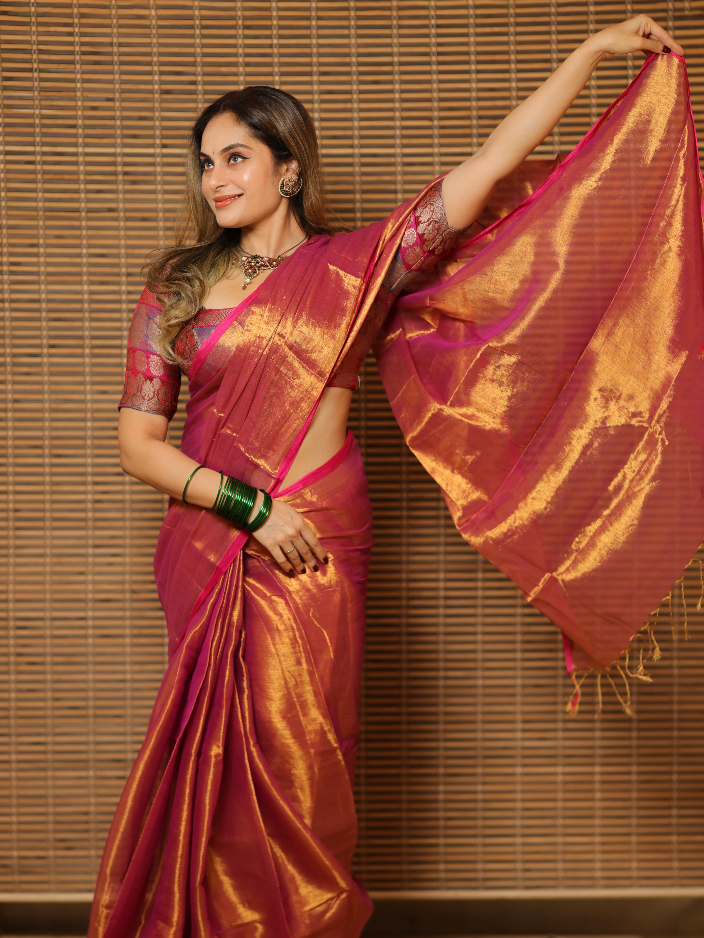 Swarna Utsav (Tissue Mul Saree)