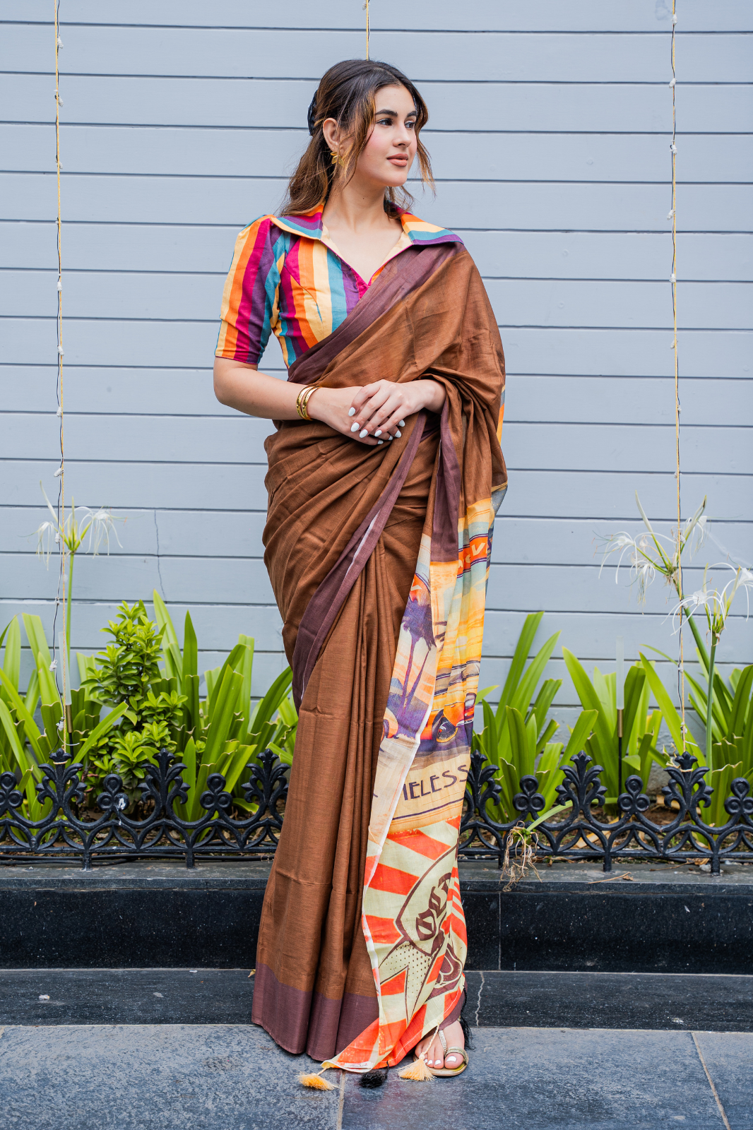 Retro Ride Pop (Mul Cotton Saree)