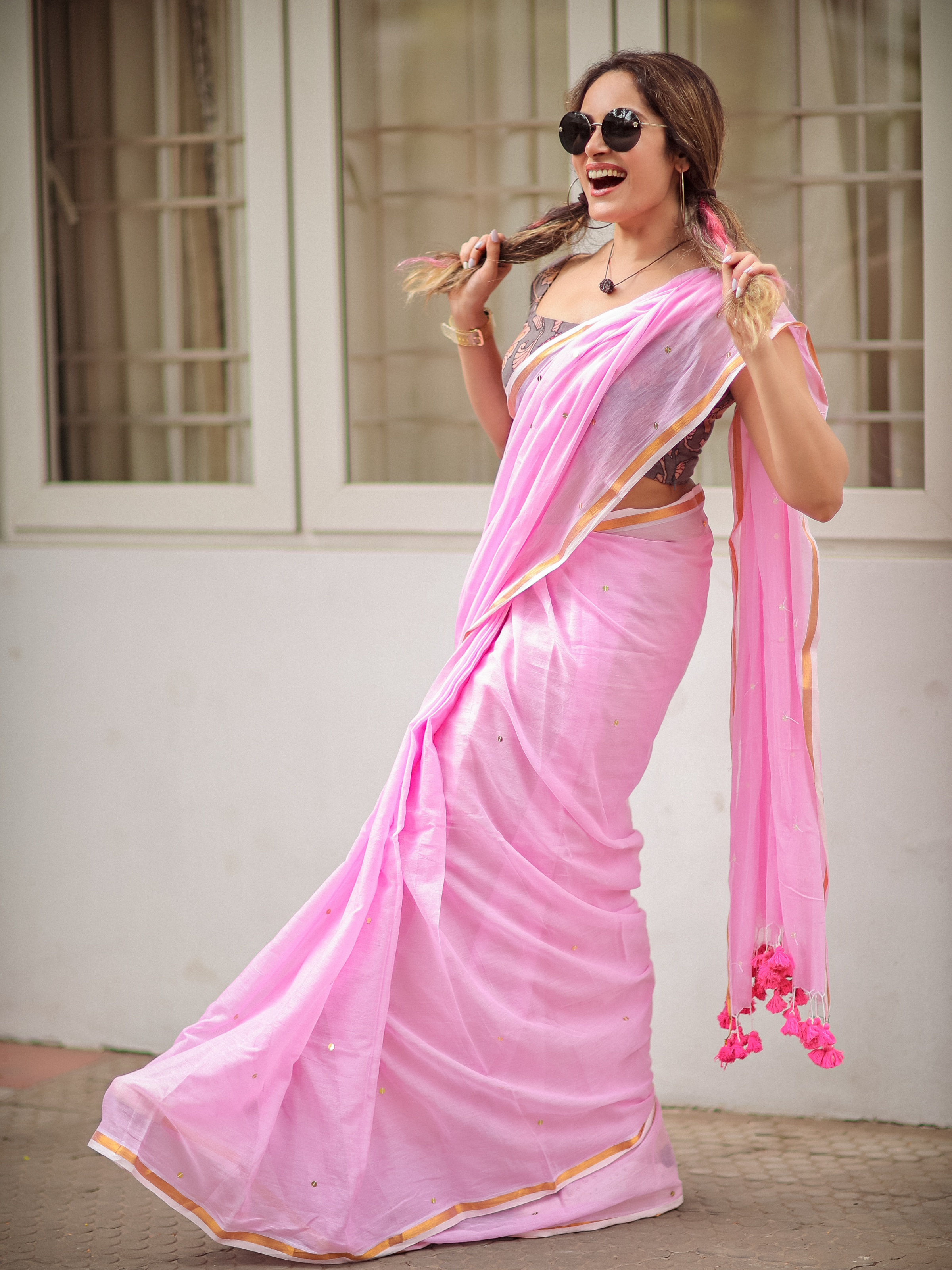 Swan's Grace (Pure Mul Cotton Saree)