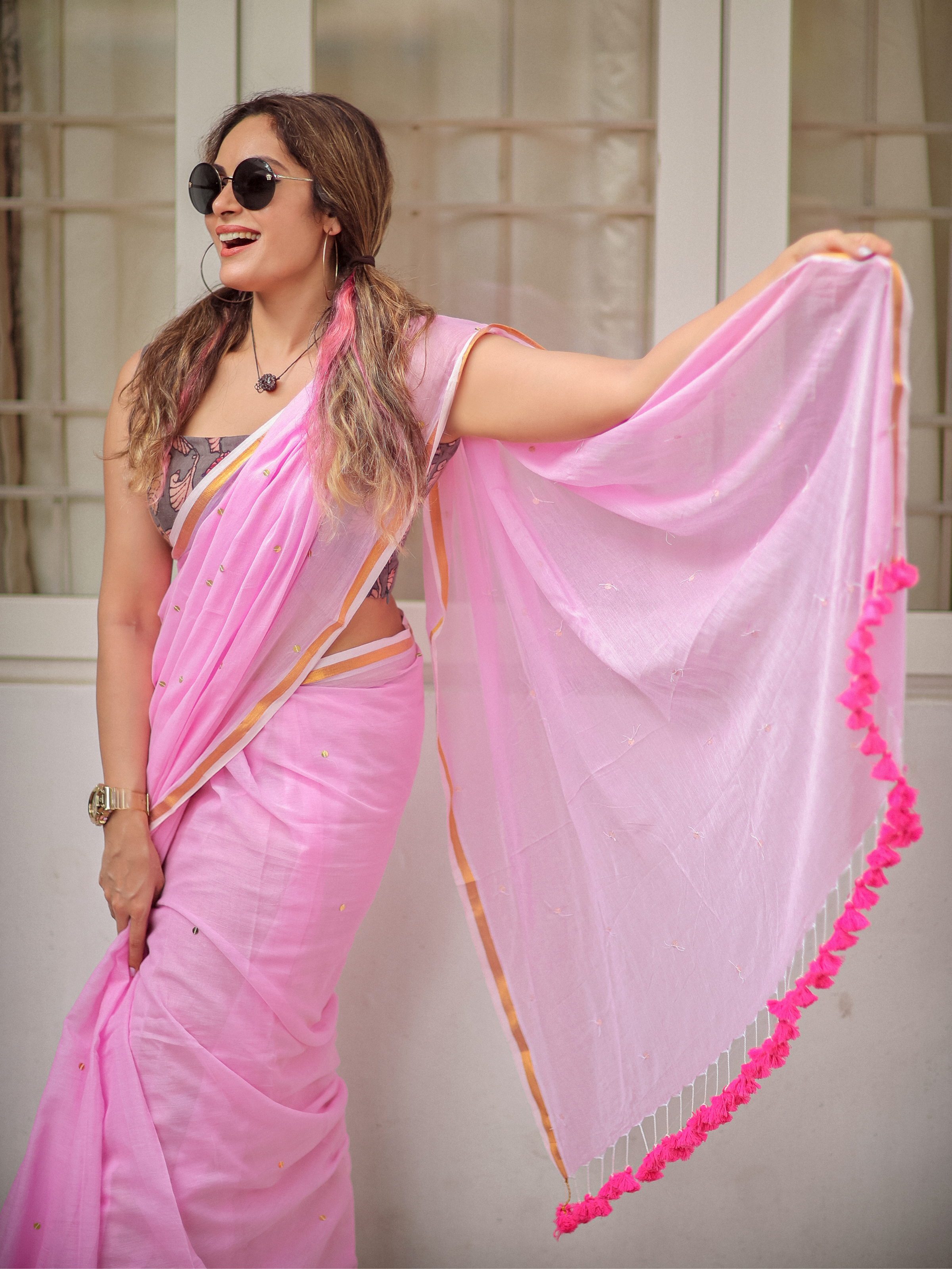 Swan's Grace (Pure Mul Cotton Saree)