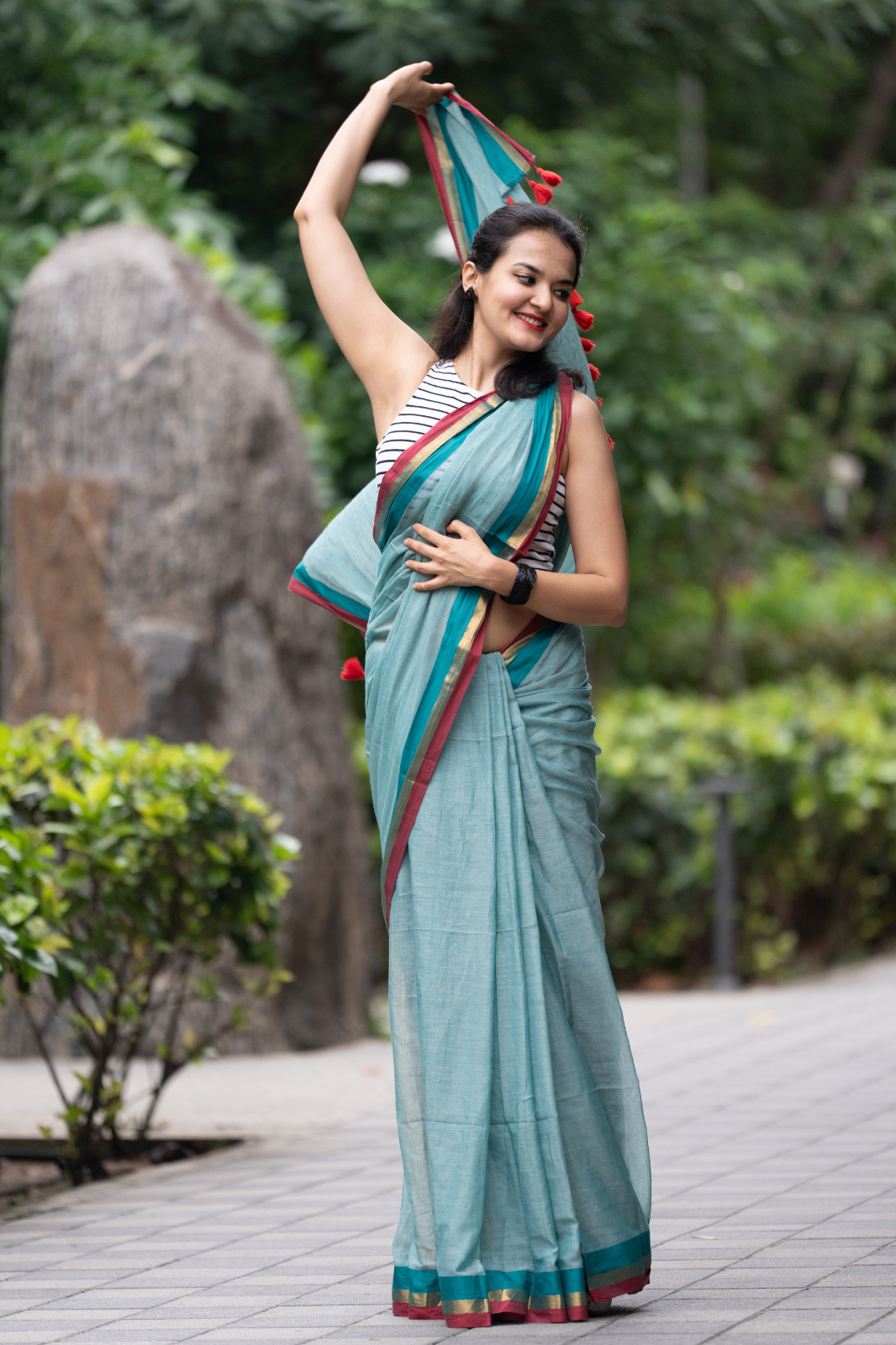 Neelanjali (Mul Mul Cotton Saree)