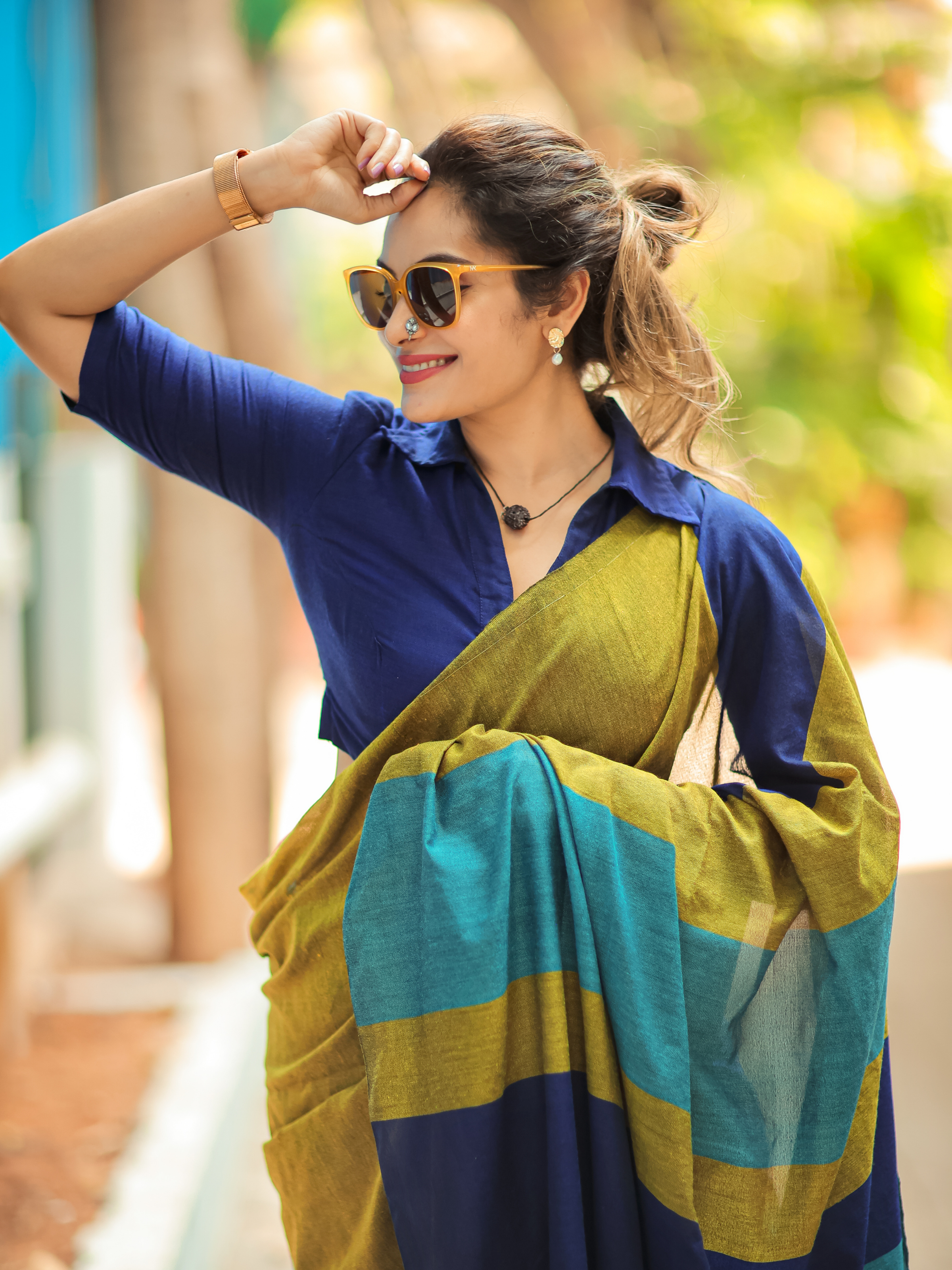 Neel Negotiations (Pure Cotton Saree)