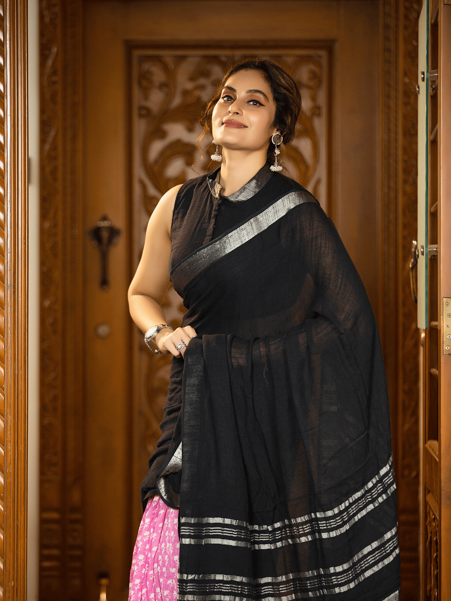 Rose Kishmish (Saree + Unstitched Blouse Piece)