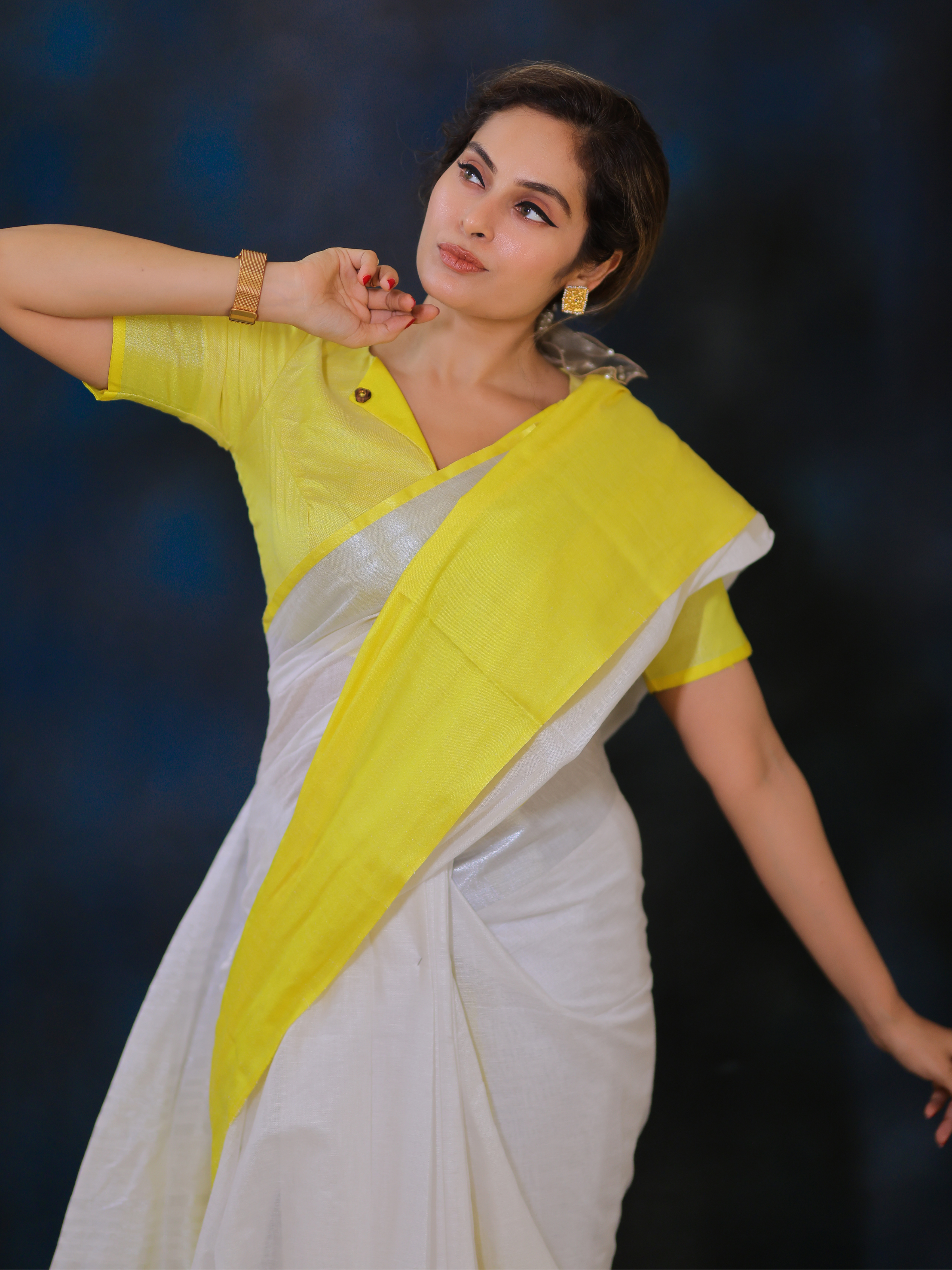 Saffron Baklava (Linen Saree)