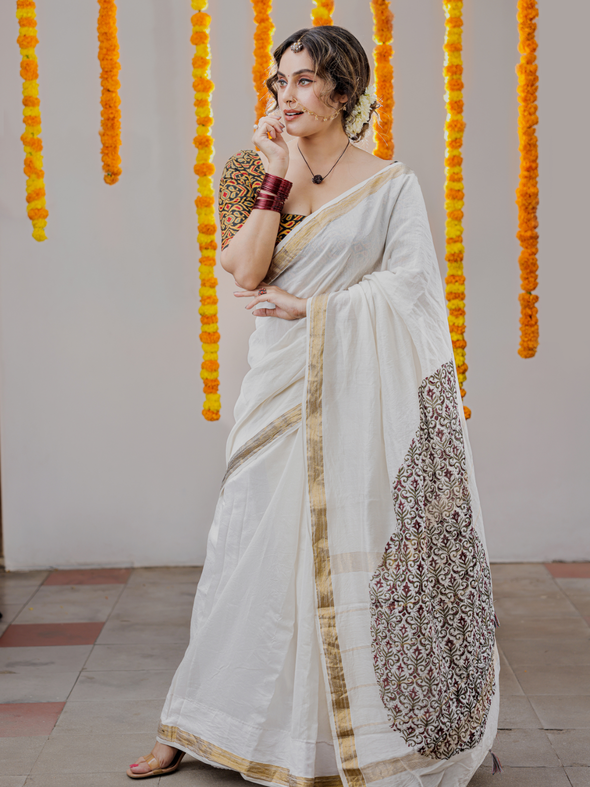 Maheshwari (Saree + Unstitched Blouse Piece)