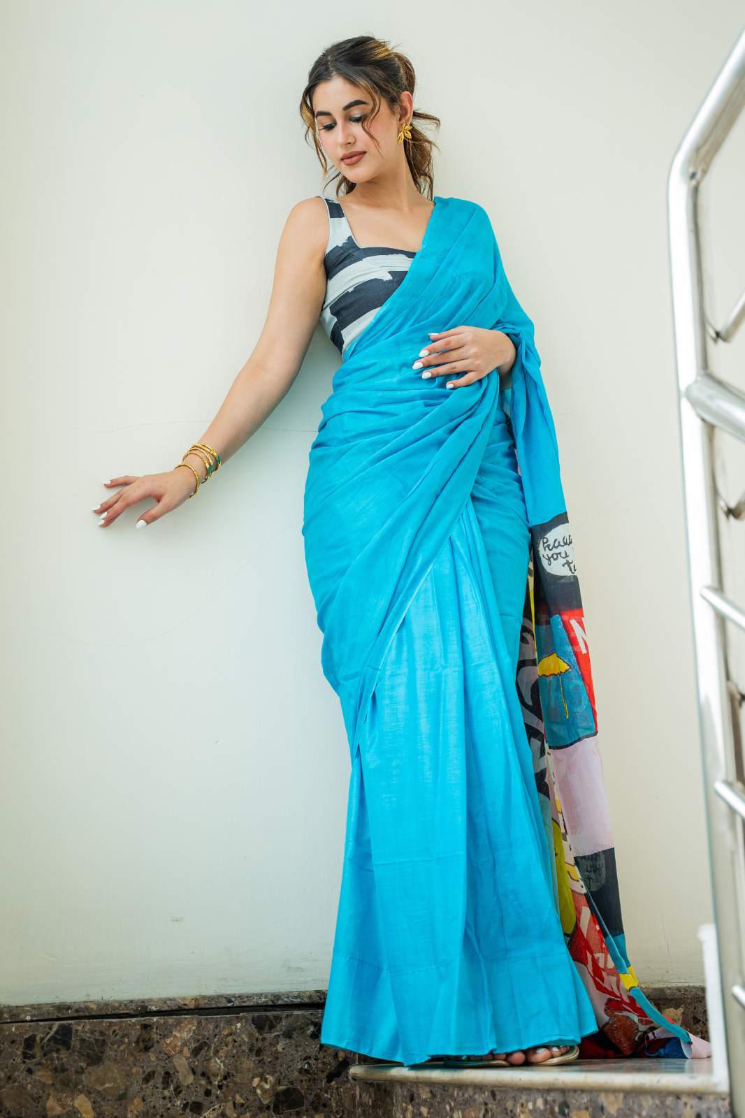 Screen Queen Pop (Mul Cotton Saree)