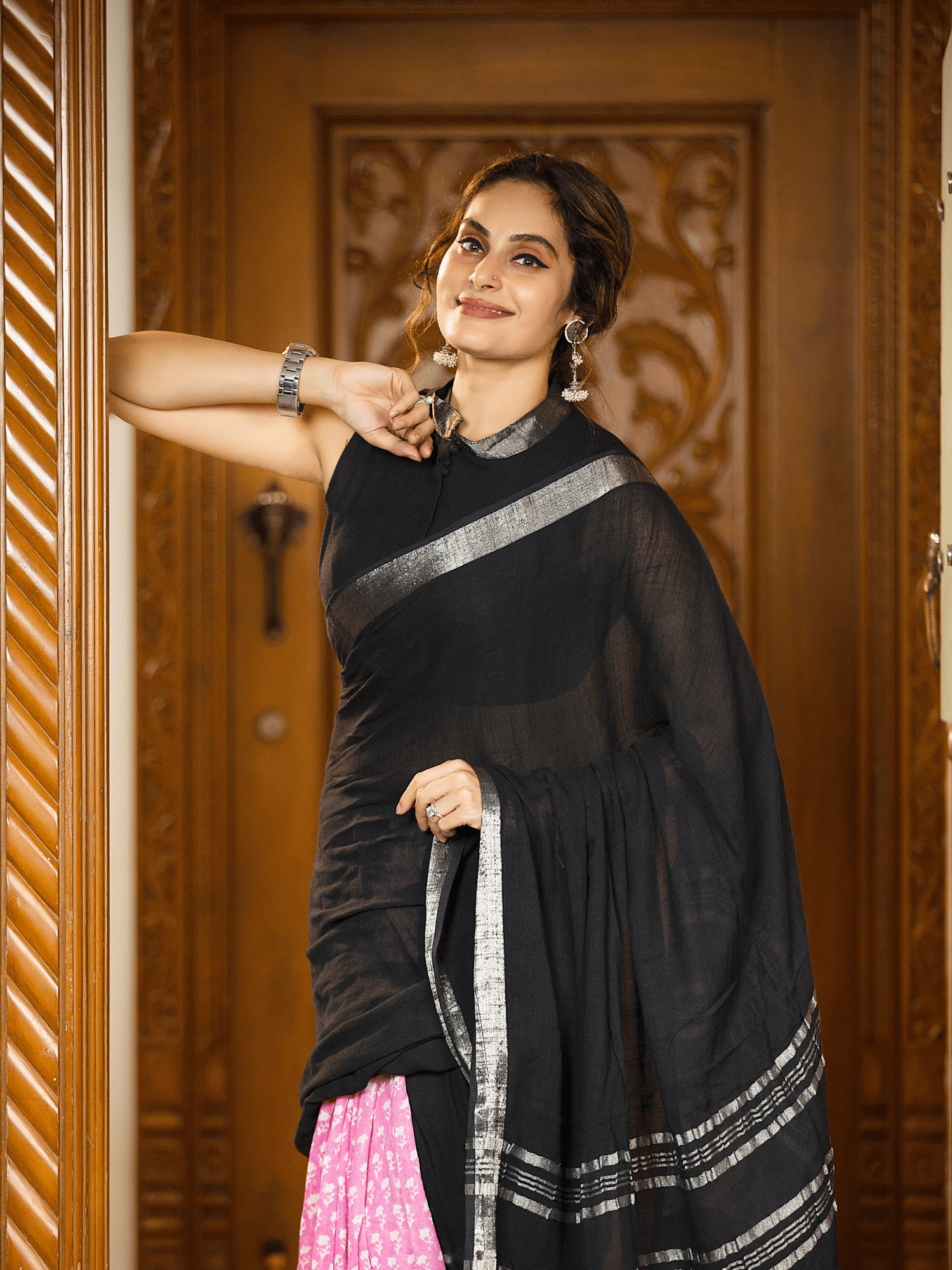 Rose Kishmish (Saree + Unstitched Blouse Piece)