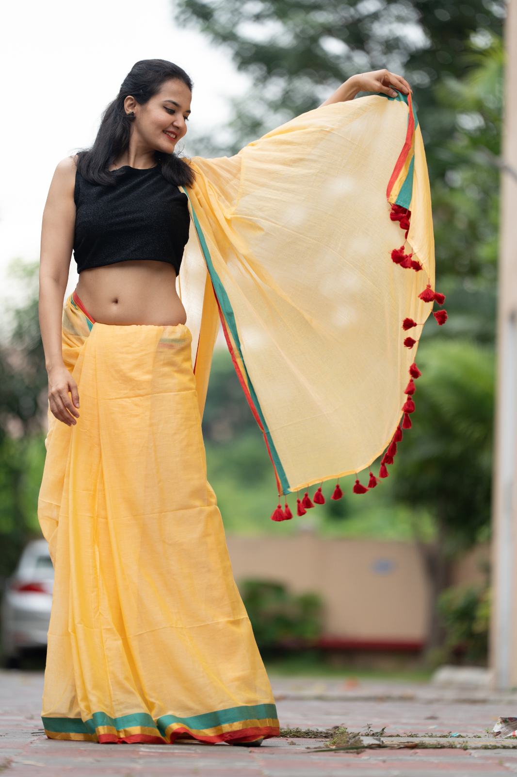 Manthara (Mul Mul Cotton Saree)