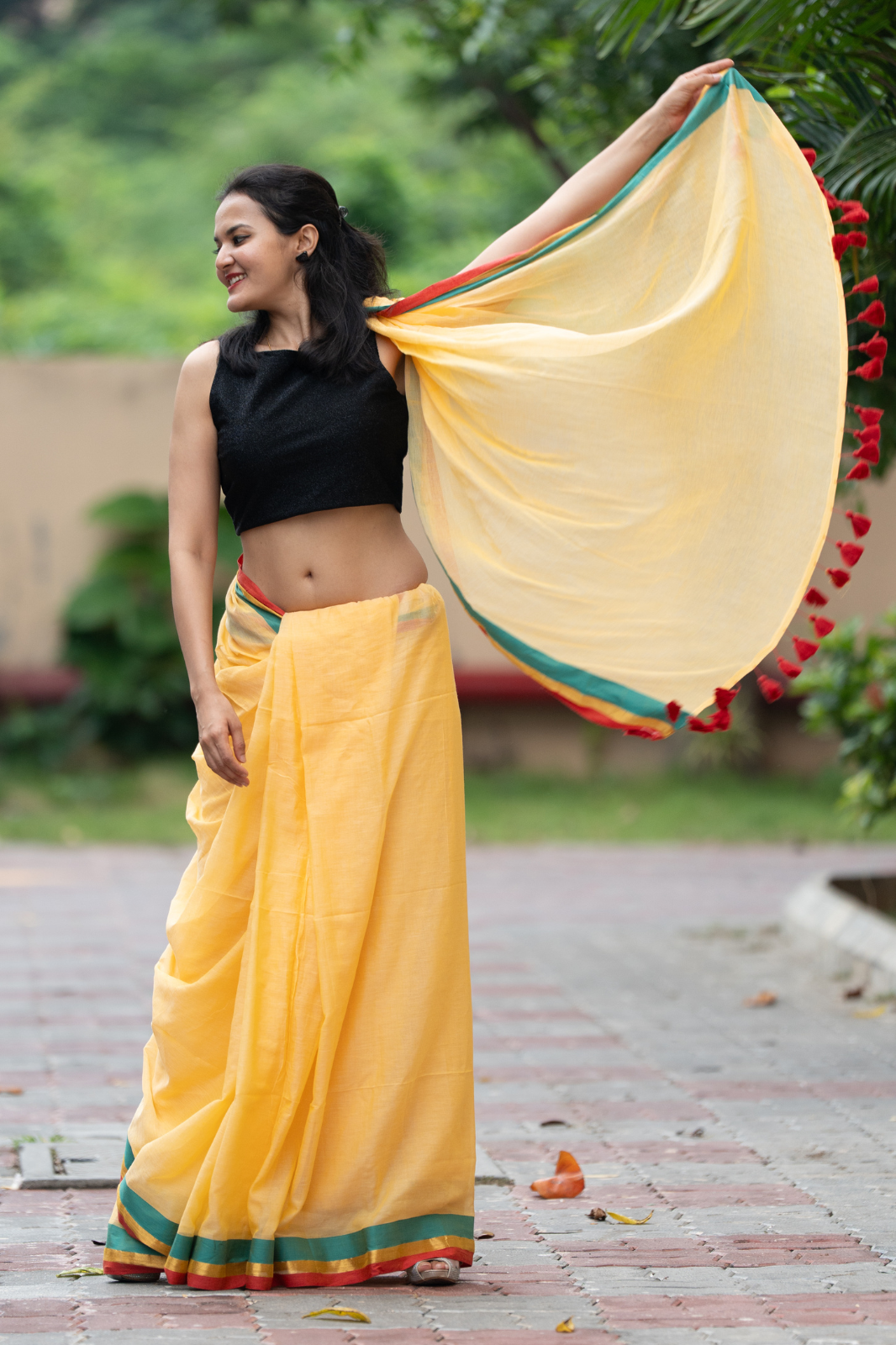 Manthara (Mul Mul Cotton Saree)