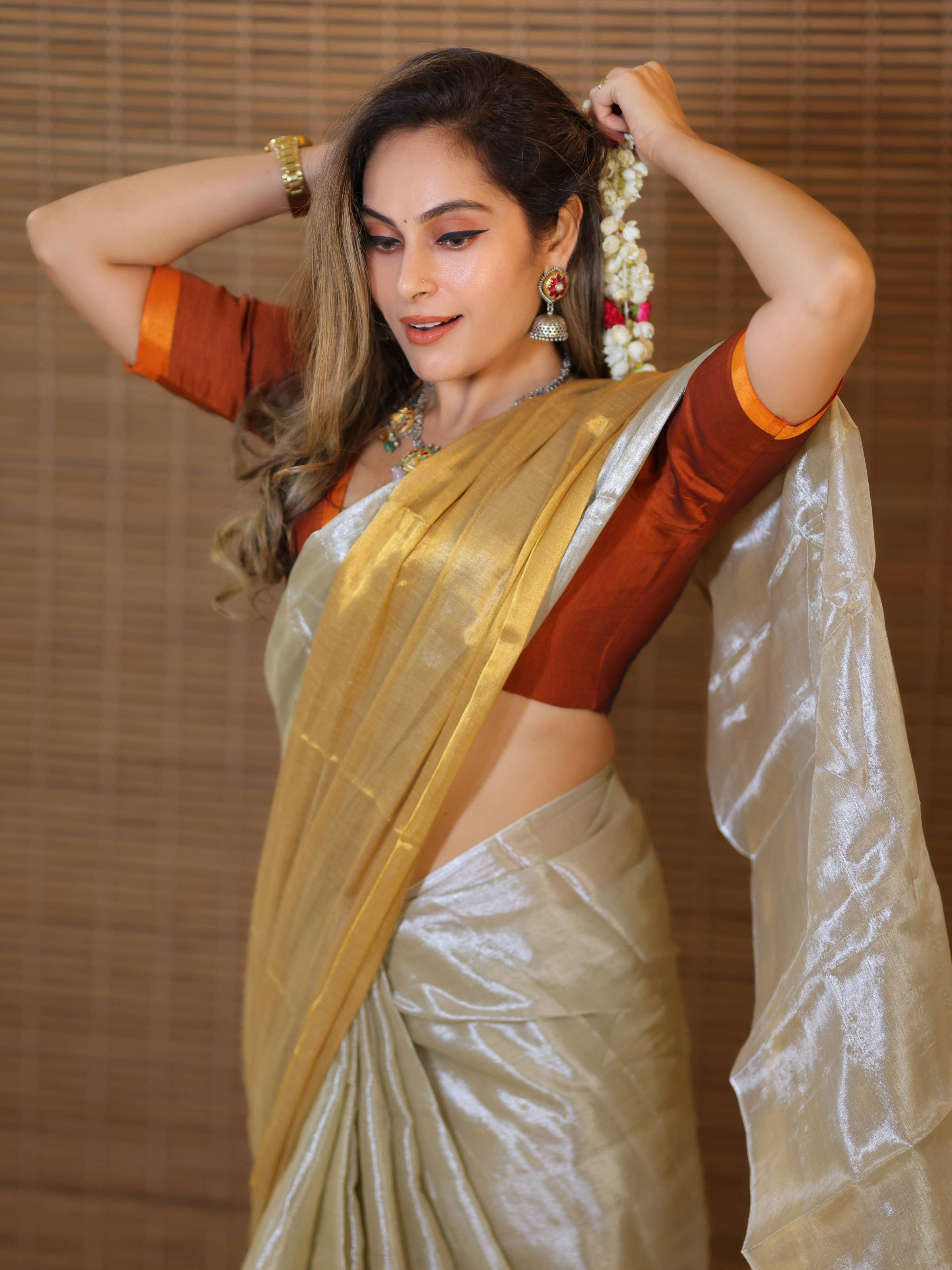 Swarna Bhagya (Tissue Mul Saree)