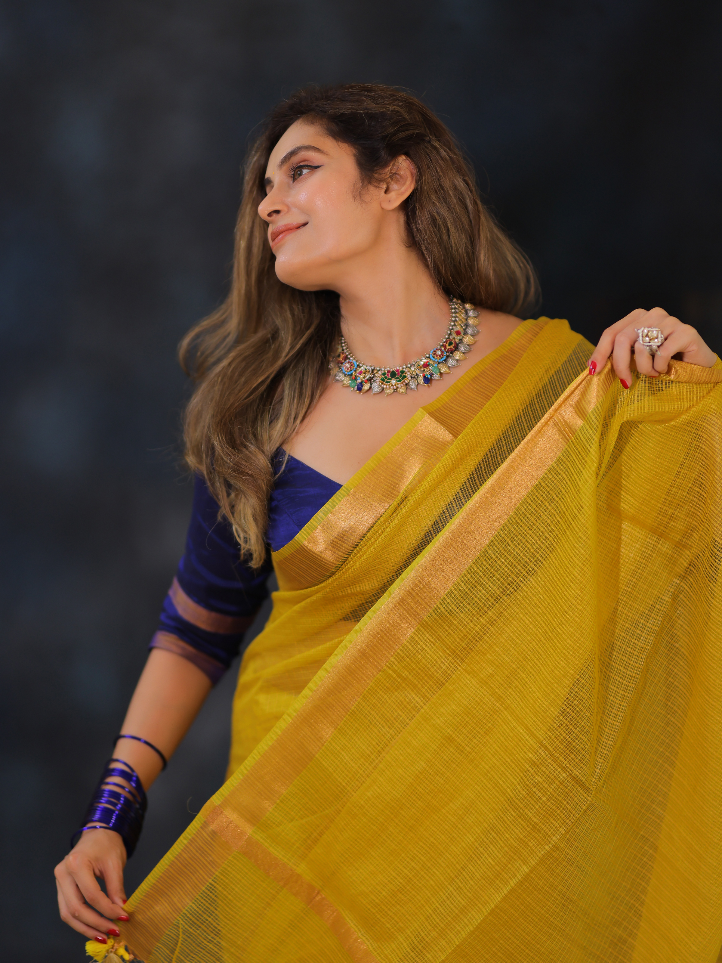 Fig Halva (Kota Daria Saree + Unstitched Blouse Piece)