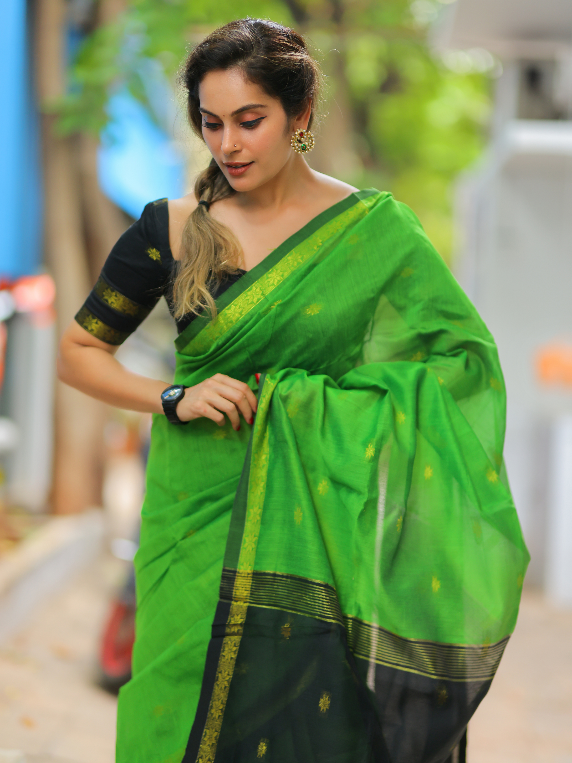 Ahilyabai (Handloom Cotton Silk Saree + Unstitched Blouse Piece)