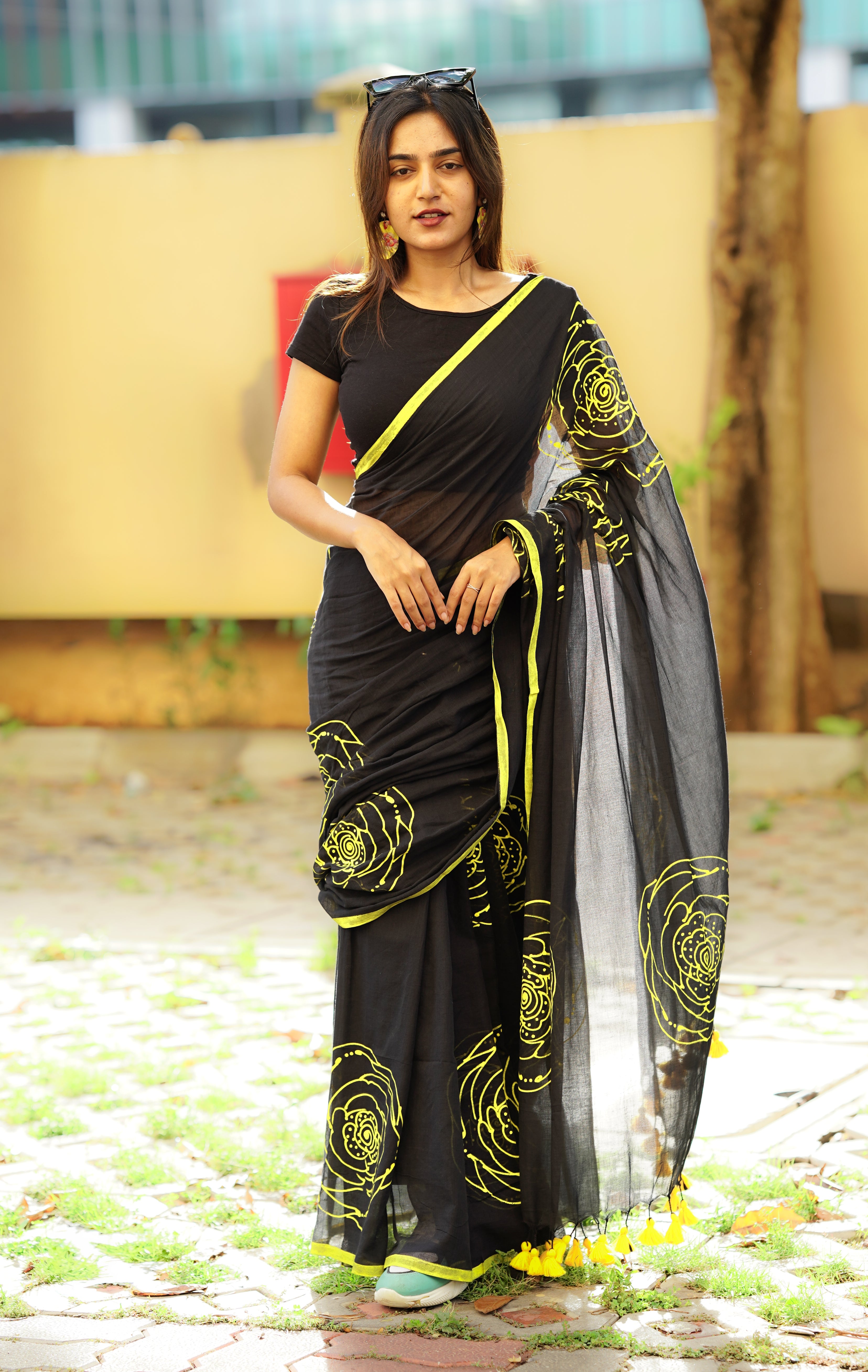 Midnight Neon Bloom (Mul Cotton Saree)