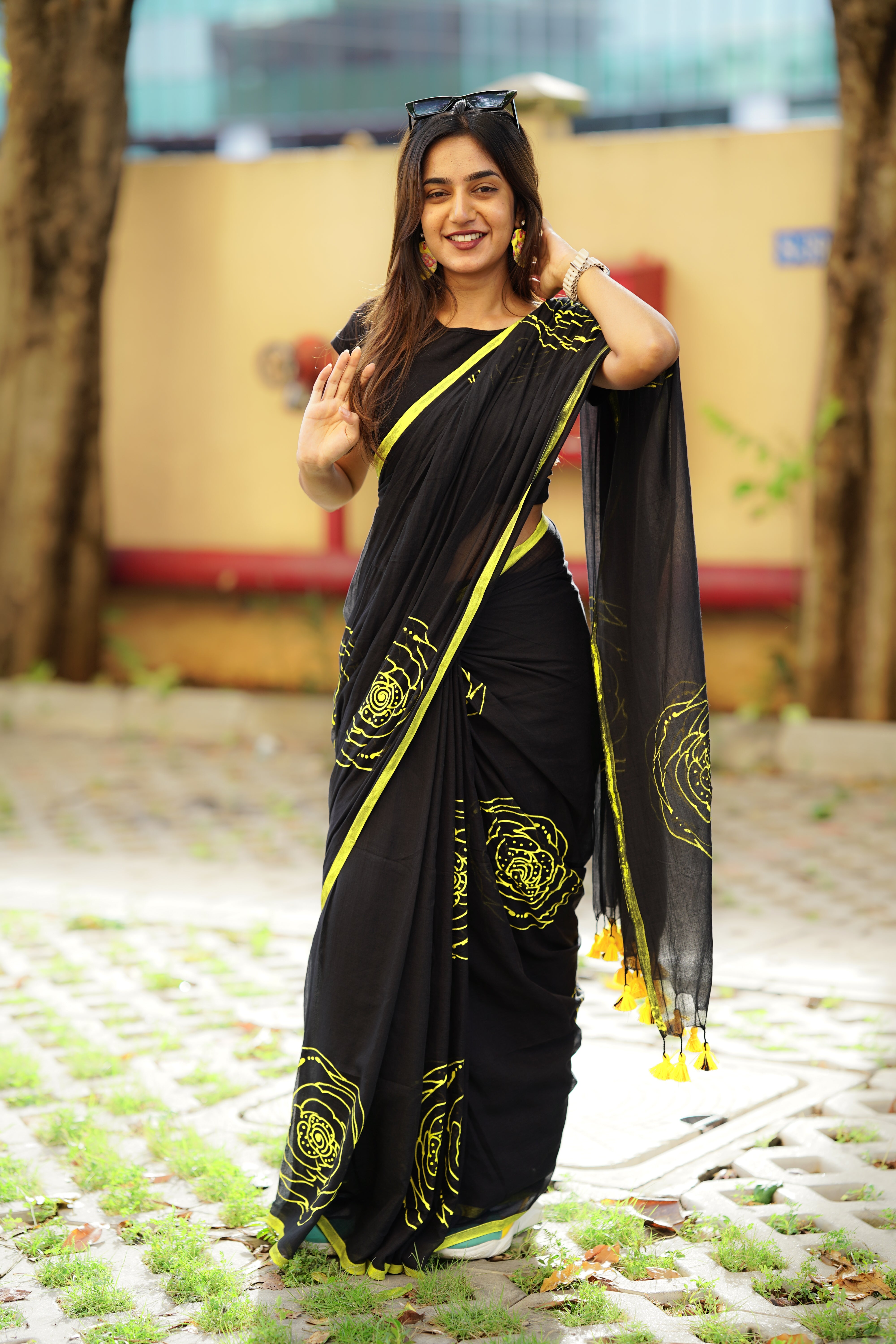 Midnight Neon Bloom (Mul Cotton Saree)