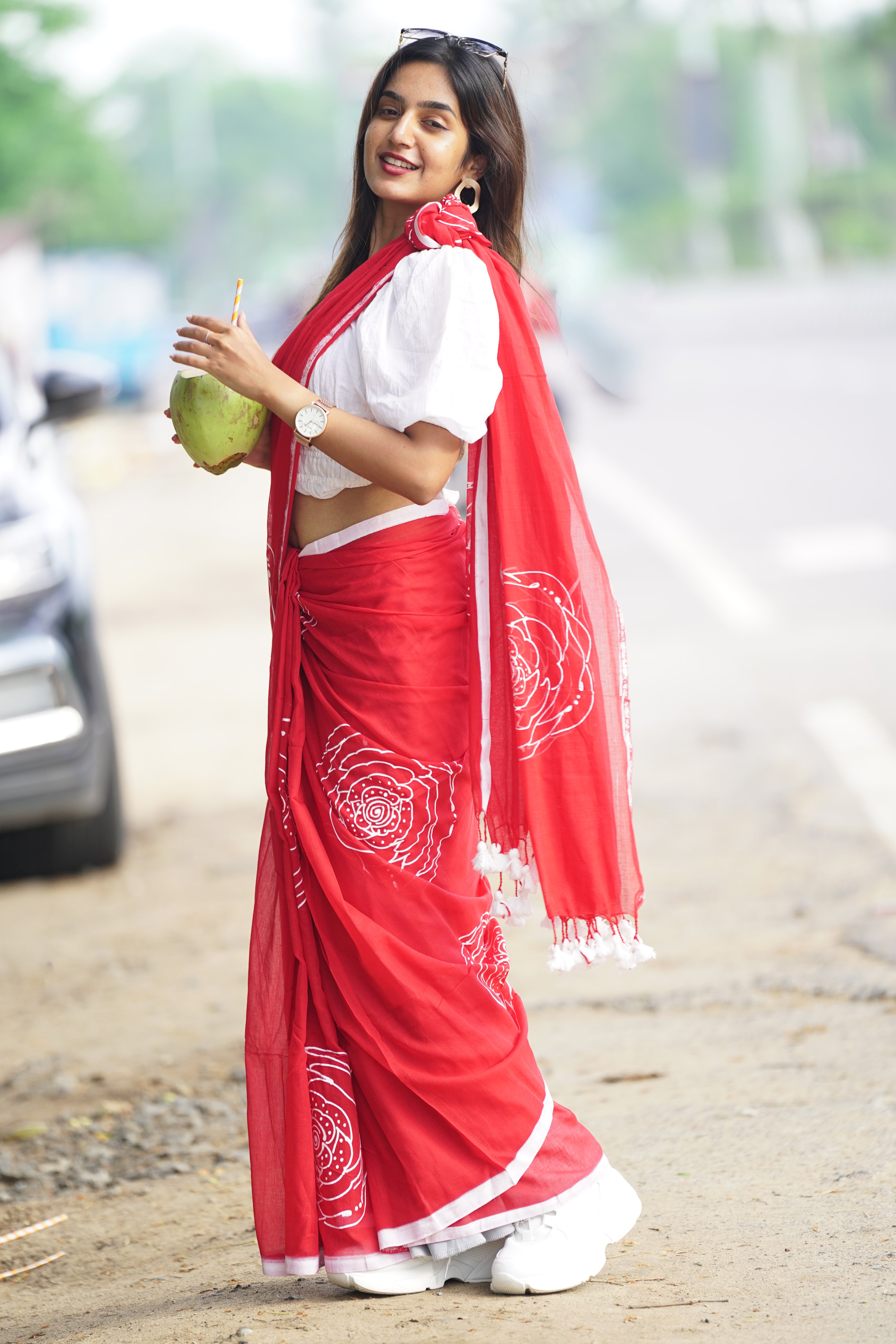 Bold Crimson Bloom (Mul Cotton Saree)