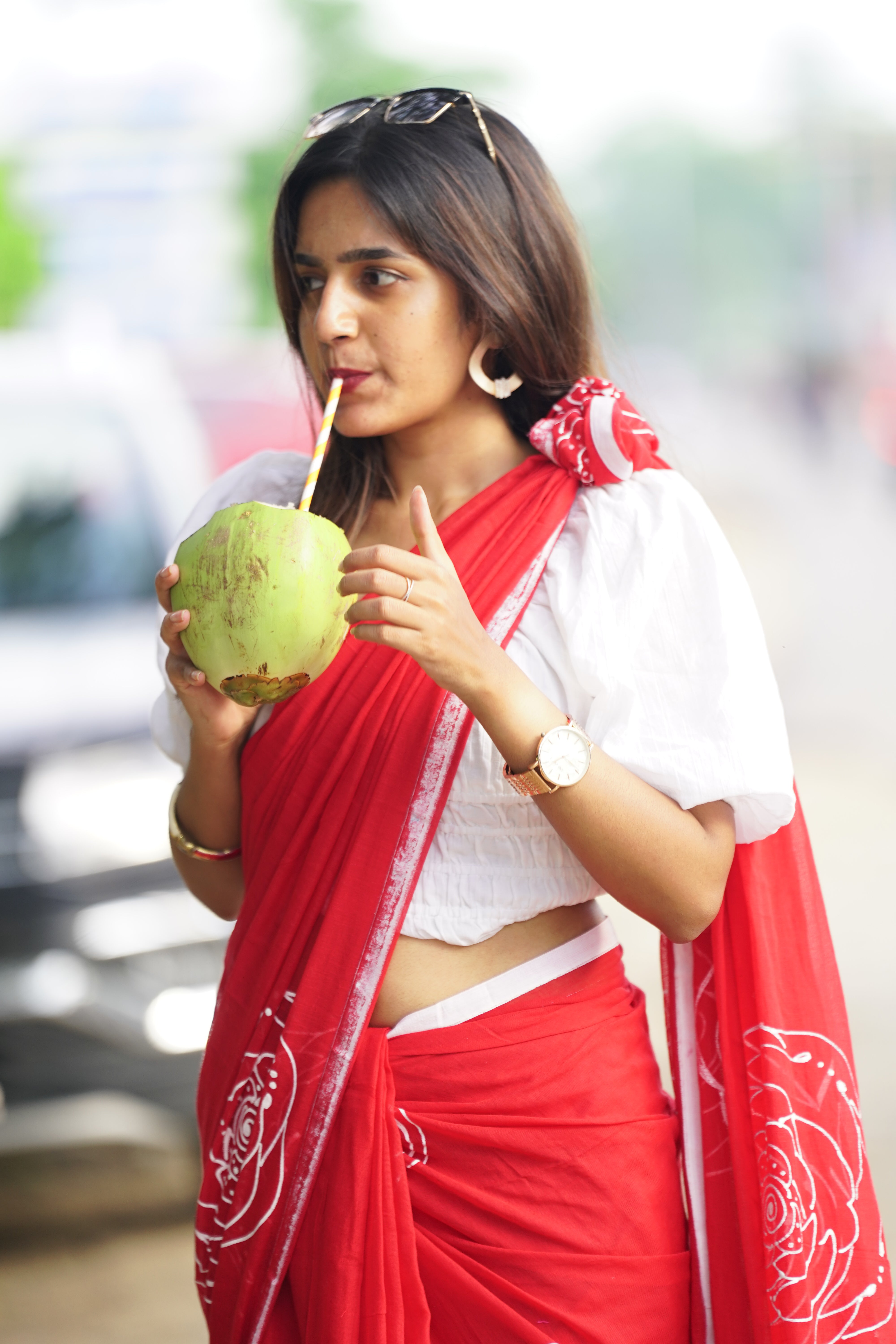 Bold Crimson Bloom (Mul Cotton Saree)
