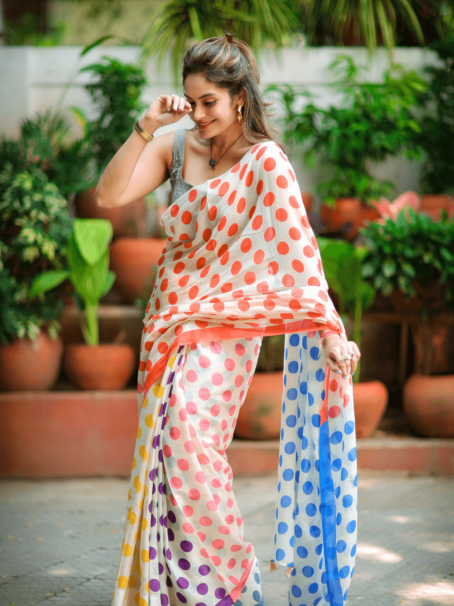 Bindiya (Pure Mul Cotton Saree)