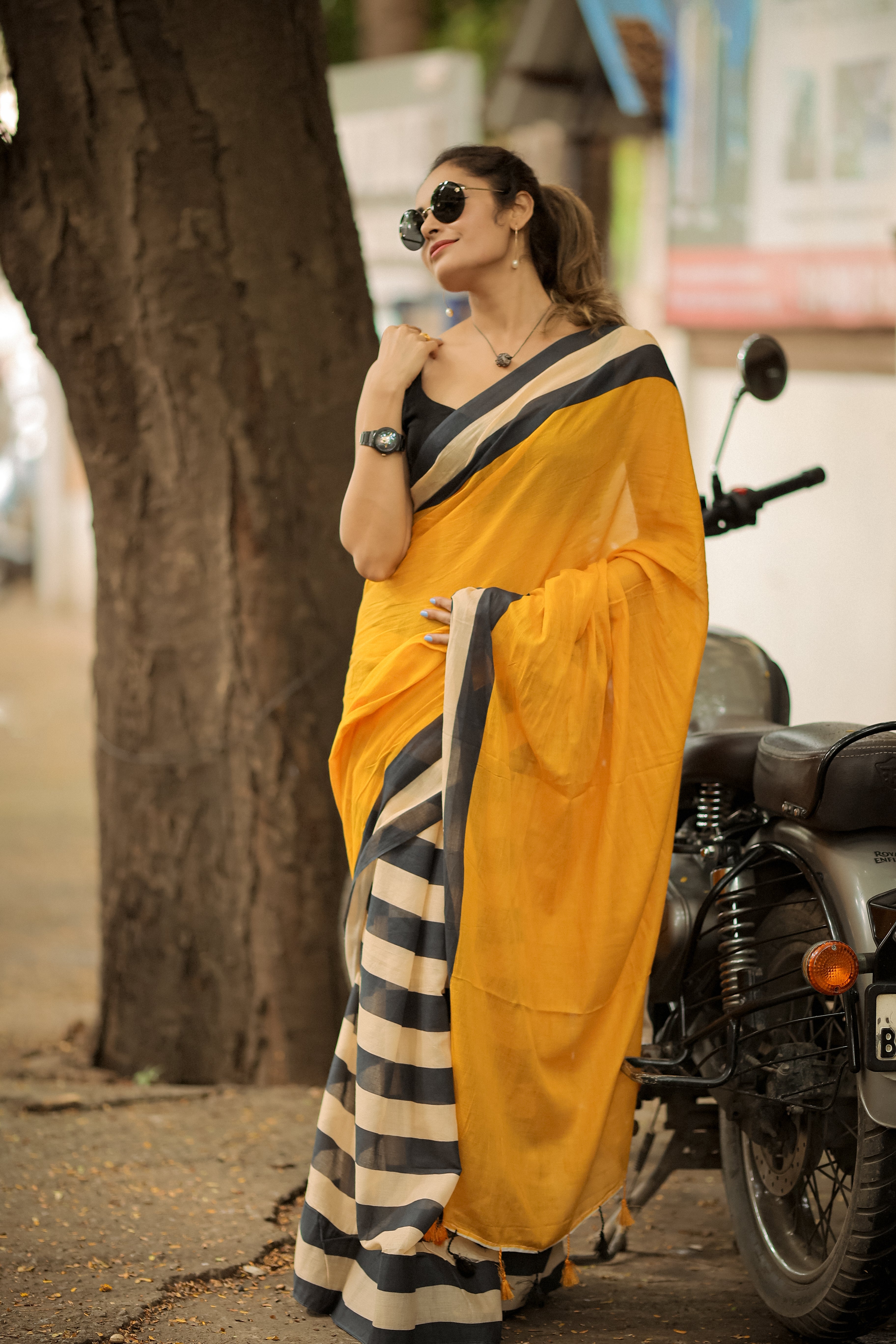 Butterfly Bliss (Mul Mul Printed Sarees)