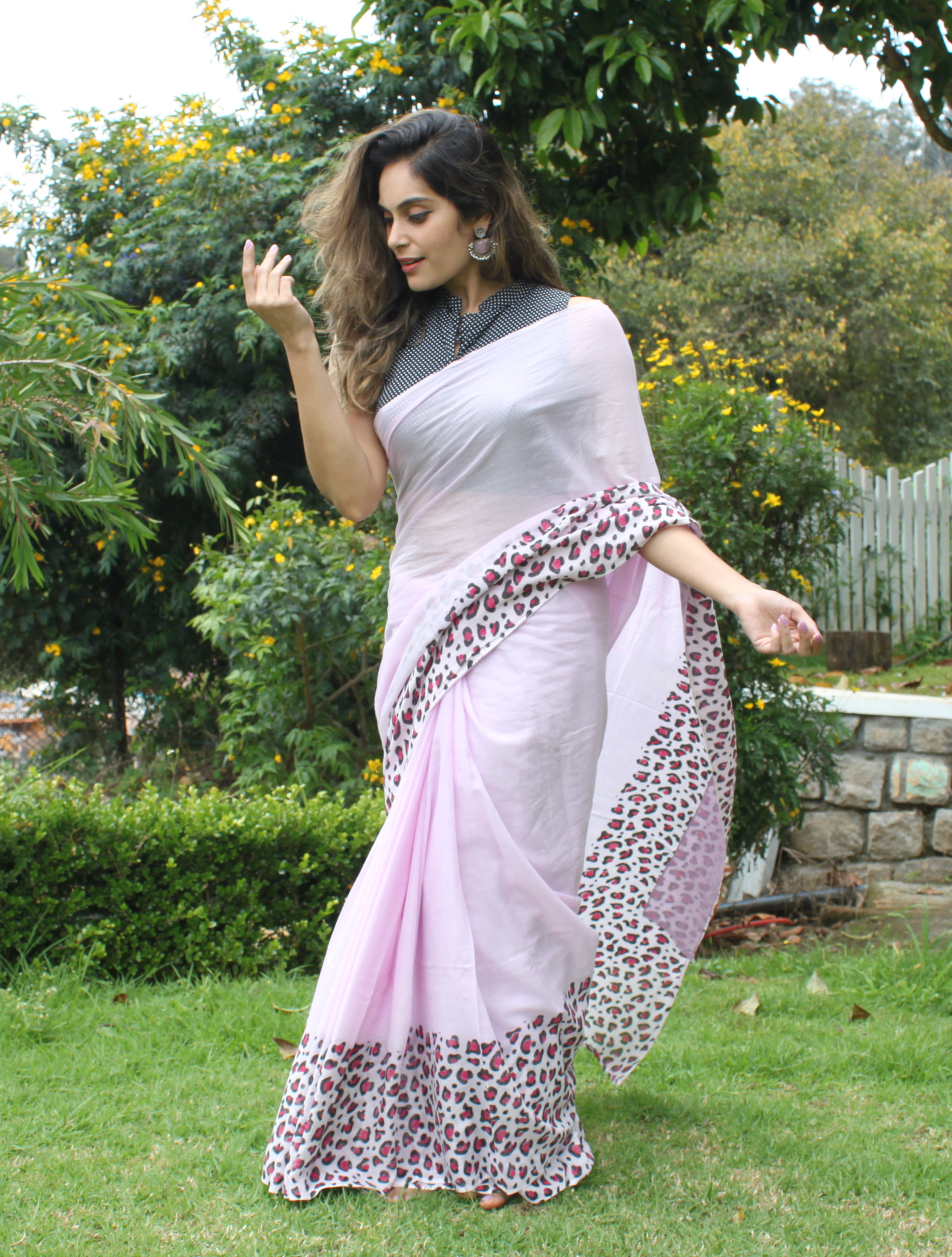 PINK PANTHER (Pure Mul Cotton Saree)