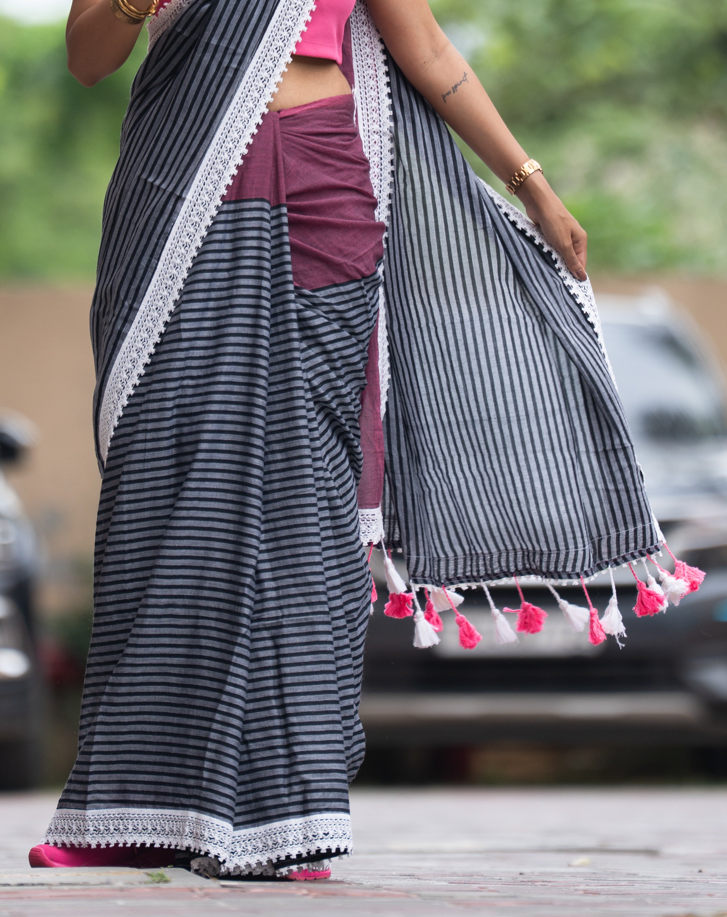 Sassy Striped Hype (Mul Cotton Saree)