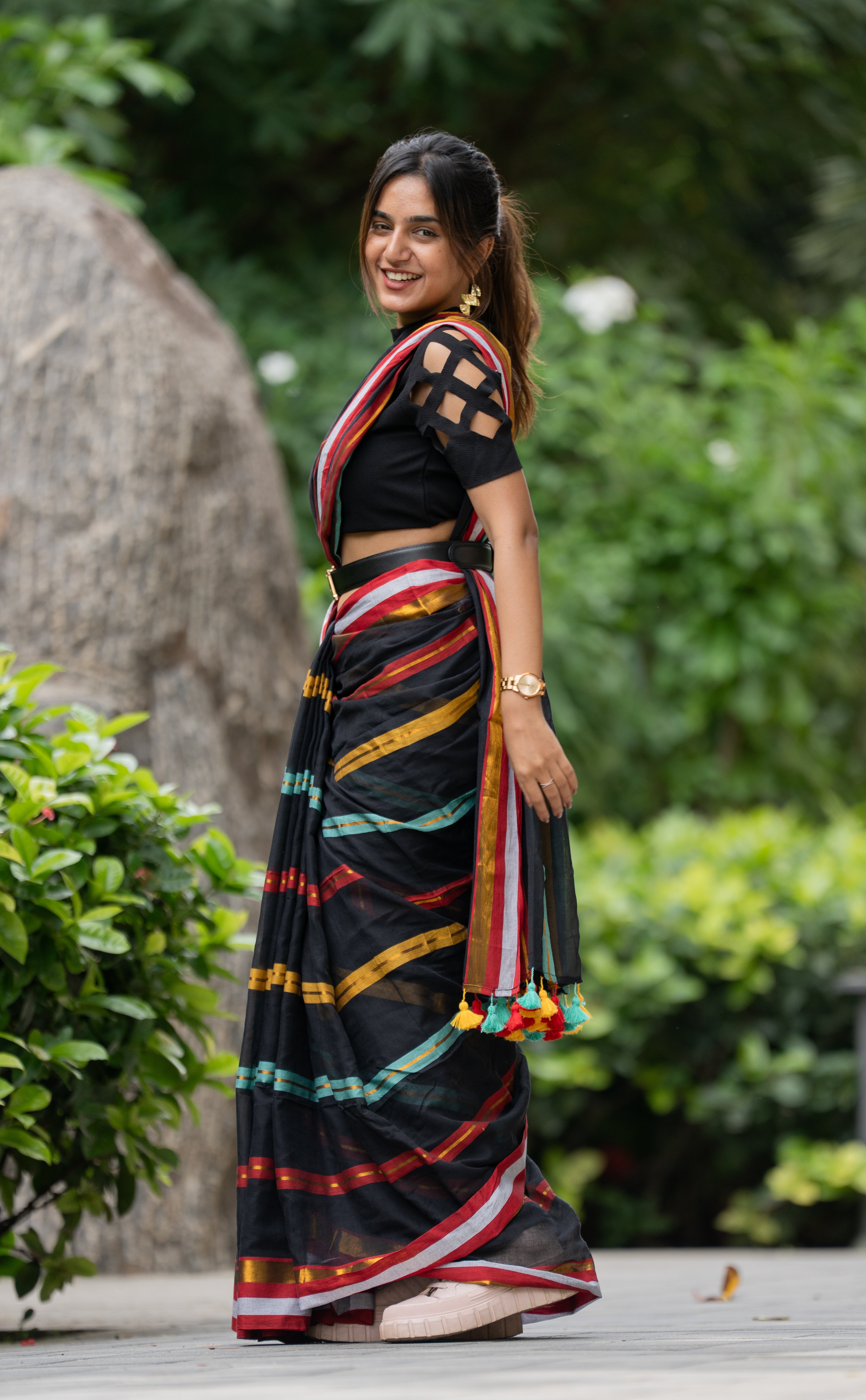 Midnight Riot (Mul Cotton Saree)