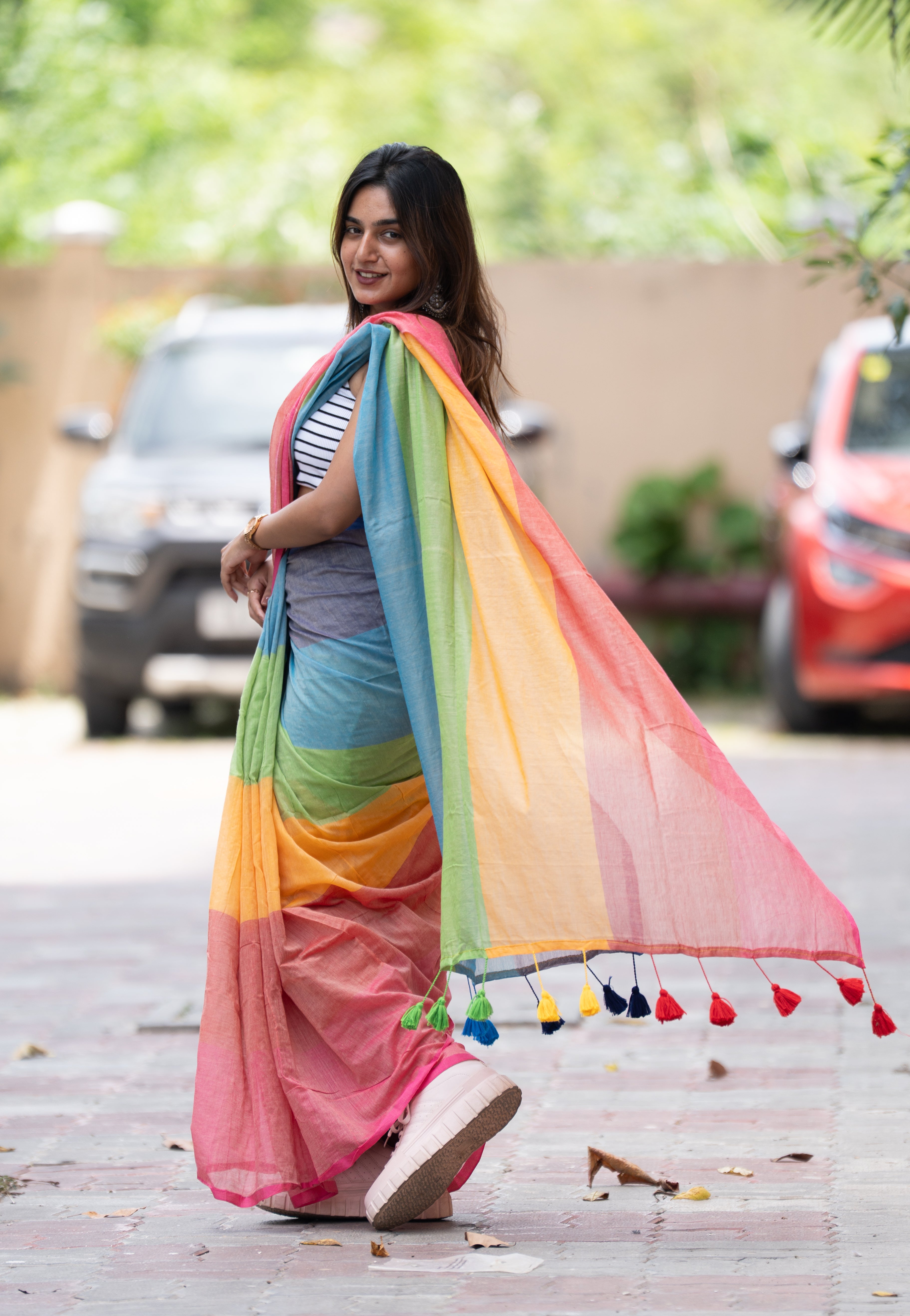 Sunburst Saga (Mul Cotton Saree)